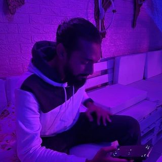 Ravii's profile picture, influencer in saint-vincent-and-the-grenadines
