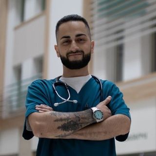 Artur Janazyan նեոնատոլոգ-մանկաբույժ's profile picture, influencer in armenia