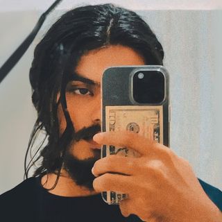 𝓐𝓱𝓶𝓮𝓭 𝓝𝓪𝓪𝓲𝓯 (𝓡𝓪𝓳𝓾)'s profile picture, influencer in maldives