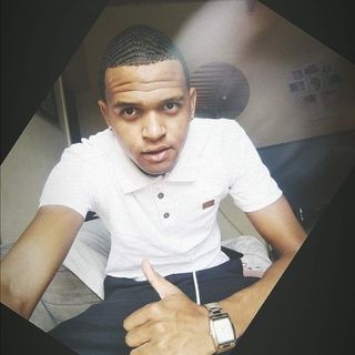 Gert Enrique Hoebeb's profile picture, influencer in namibia