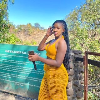 Sharon Higa's profile picture, influencer in rwanda