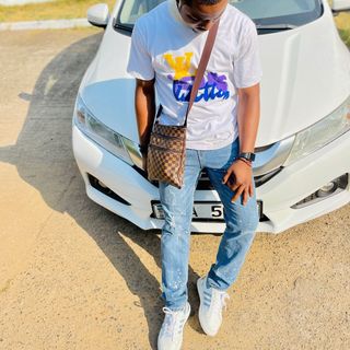 Gustine Lamin's profile picture, influencer in sierra-leone