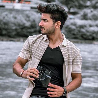 Ali Riaz's profile picture, influencer in pakistan