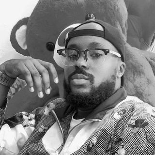 🌴Victor  noha🌴" 📷obedebombede🌴's profile picture, influencer in equatorial-guinea