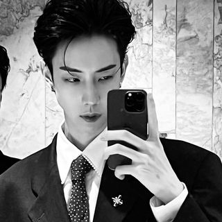 G's profile picture, influencer in thailand