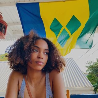 Simz🤎's profile picture, influencer in saint-vincent-and-the-grenadines